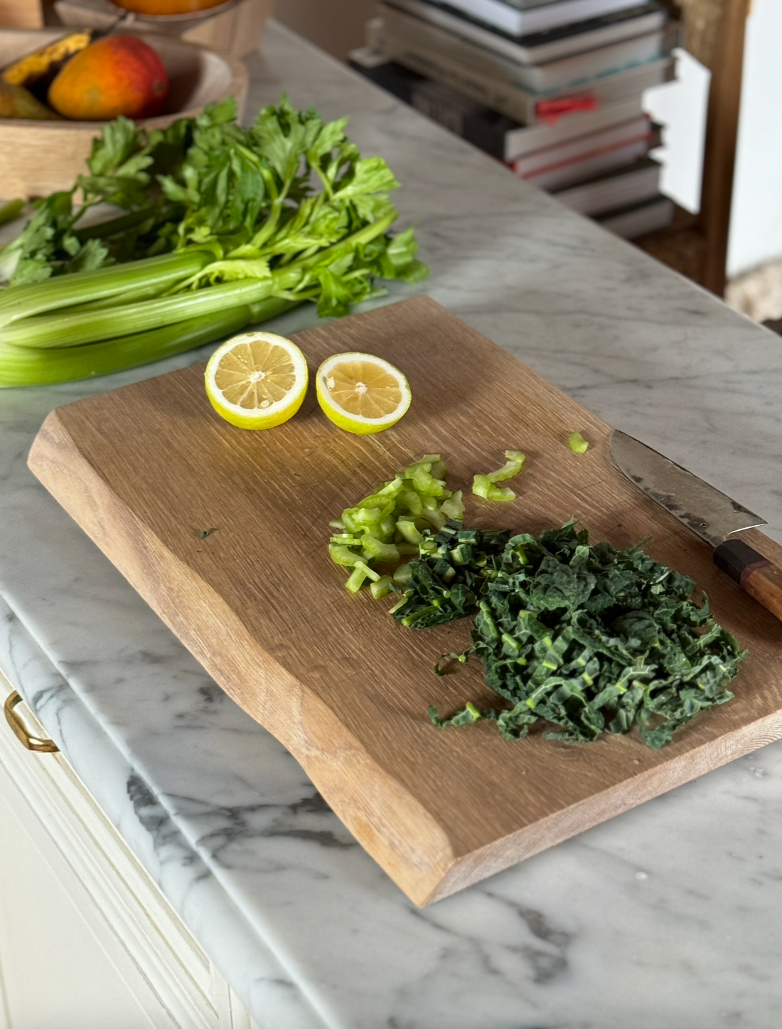 Eco-Luxe Florence Cutting Board – X The Wooden Palate - White Oak Edition